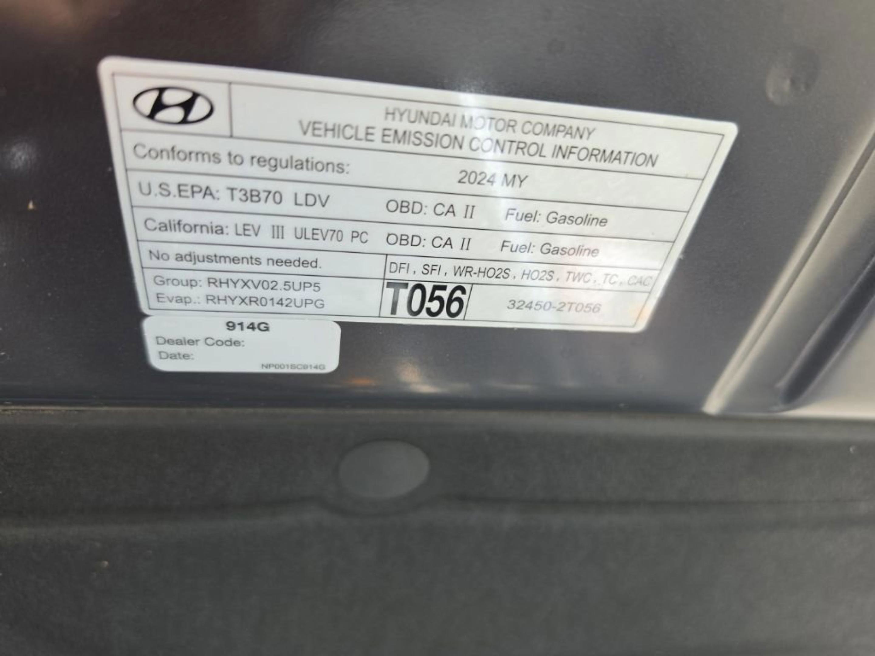 Used 2024 Genesis GV70 2.5T w/ Sport Prestige Package image 12