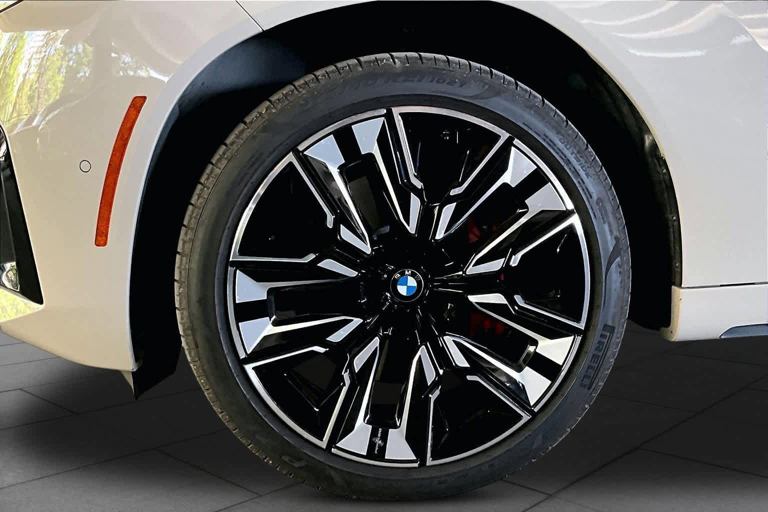 Used 2025 BMW X3 M50 w/ Premium Package AWD/4WD image 10