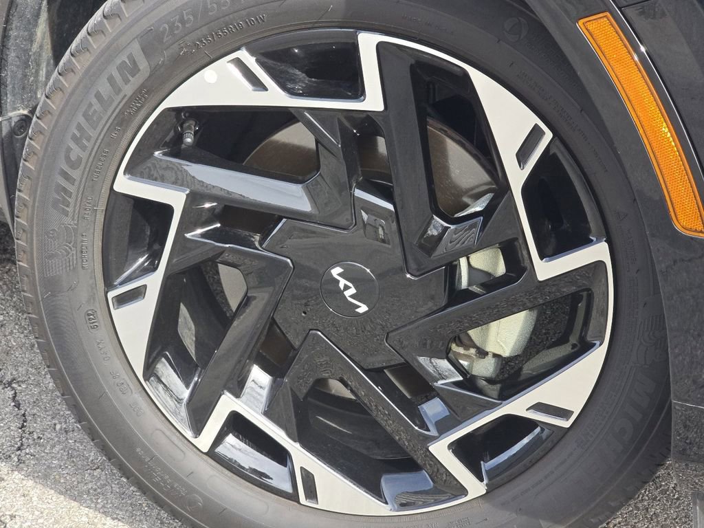 Used 2023 Kia Sportage SX image 9