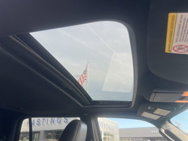 Used 2017 Ford Expedition Limited image 9