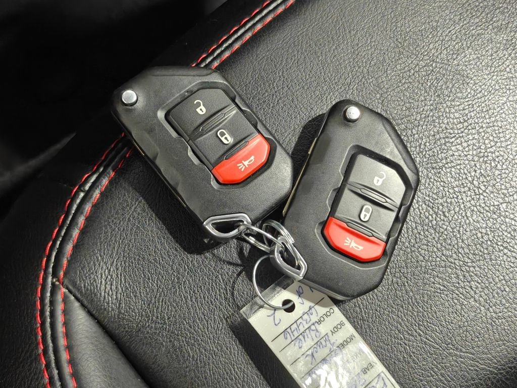Used 2021 Jeep Gladiator Rubicon w/ Trailer Tow Package AWD/4WD image 11