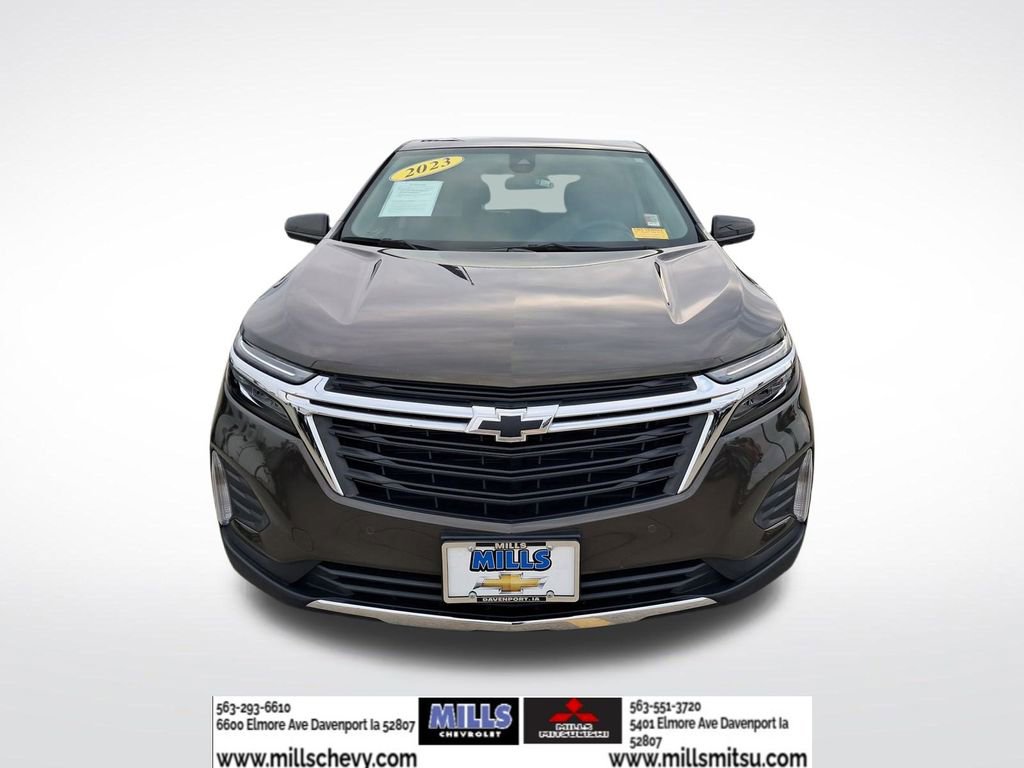 Used 2023 Chevrolet Equinox LT image 2