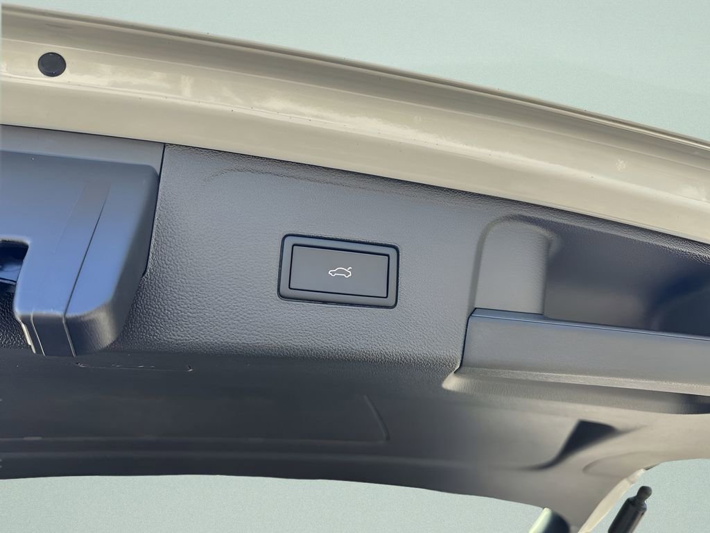 New 2026 Volkswagen Atlas SE image 26