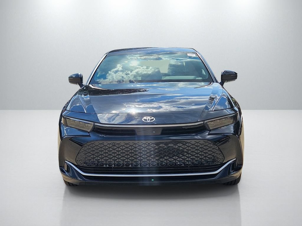 Used 2026 Toyota Crown AWD/4WD image 2
