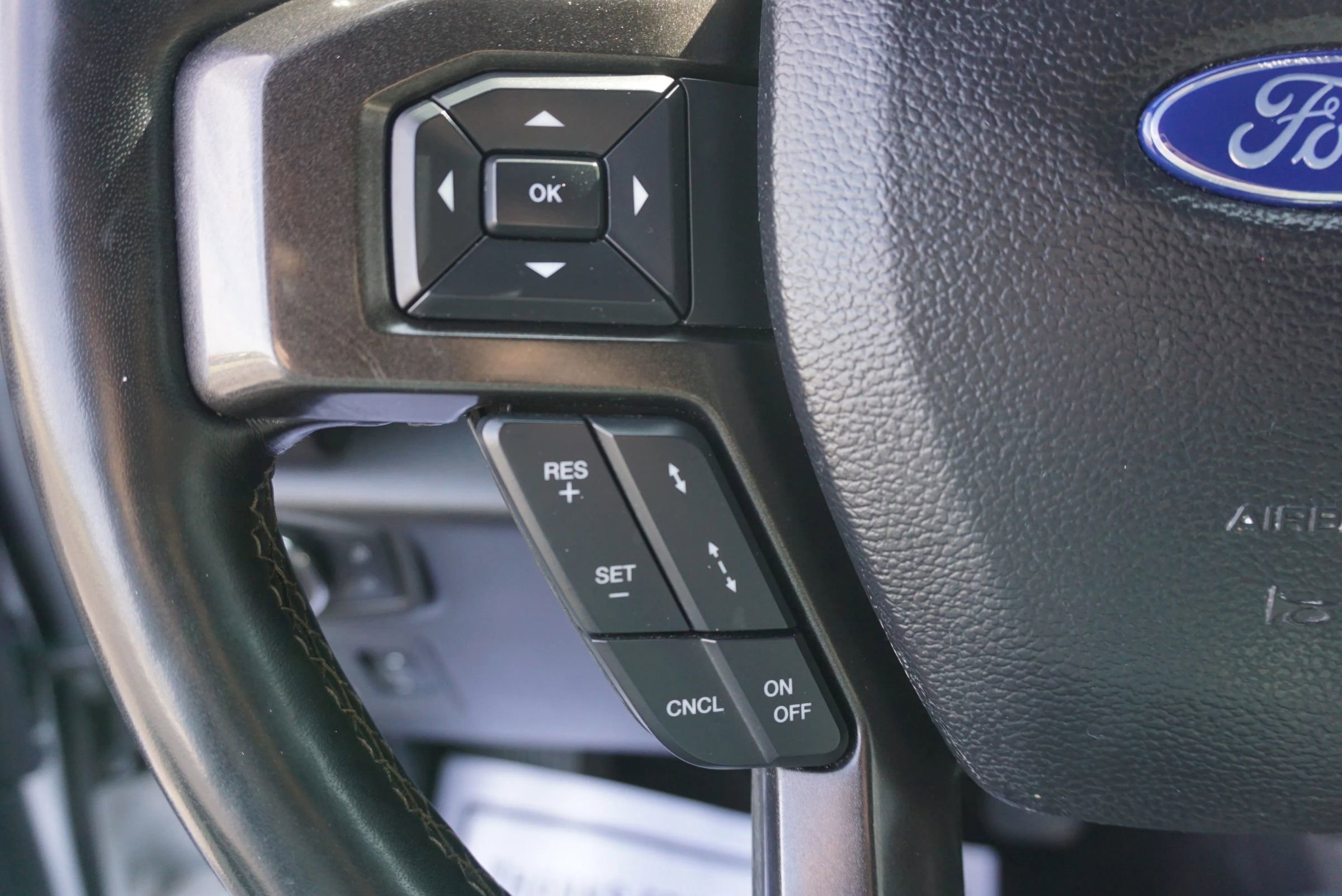 Used 2021 Ford Expedition Max Limited image 28