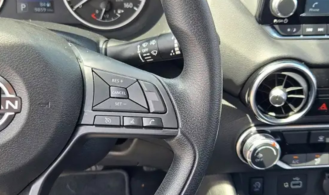 Used 2024 Nissan Sentra S image 9