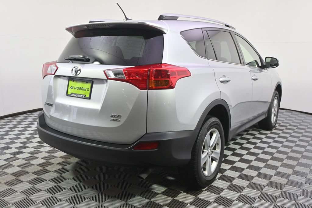 Used 2014 Toyota RAV4 XLE AWD/4WD image 6