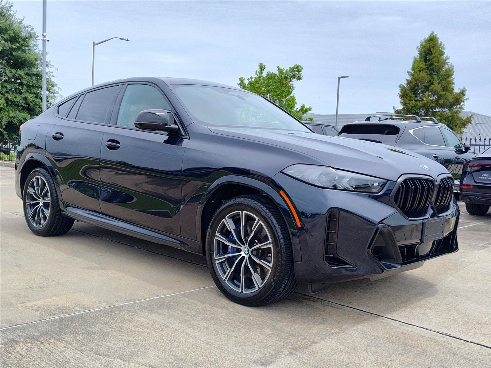 Used 2026 BMW X6 M60i AWD/4WD image 10