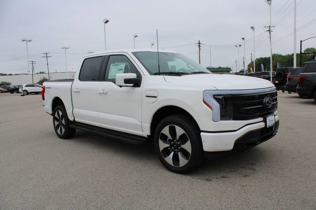 New 2023 Ford F150 Lightning Platinum