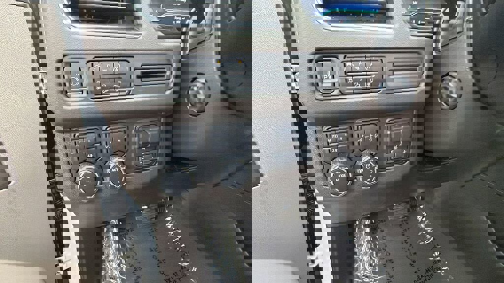 Used 2023 Chevrolet Tahoe Z71 w/ Luxury Package image 25