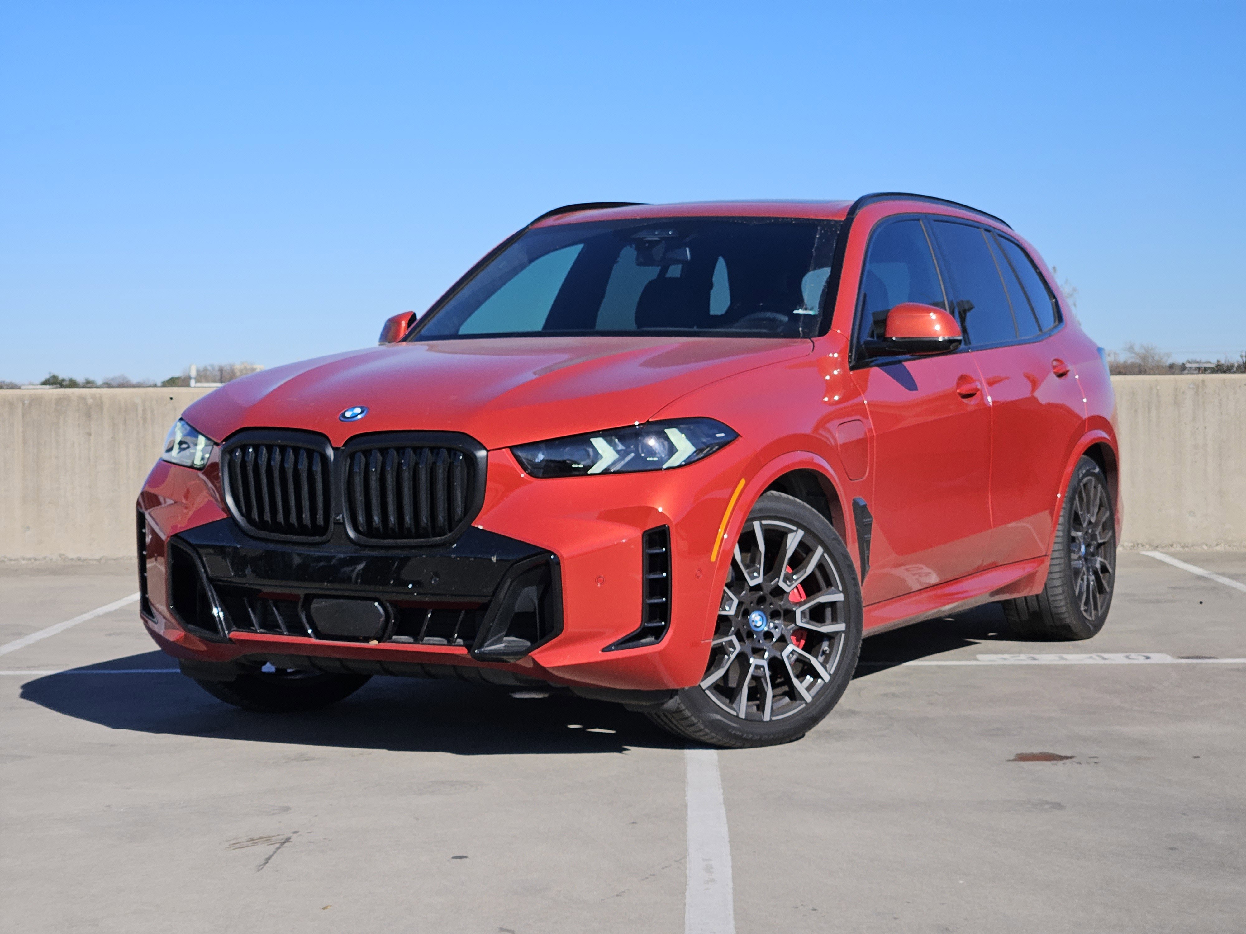 Used 2025 BMW X5 xDrive50e w/ Executive Package image 1