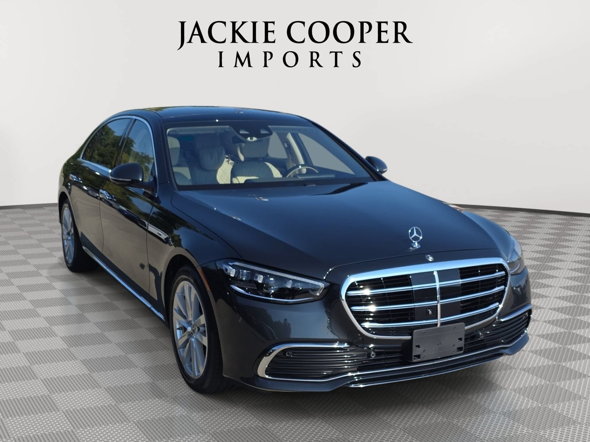 Used 2021 Mercedes-Benz S 500 4MATIC image 3