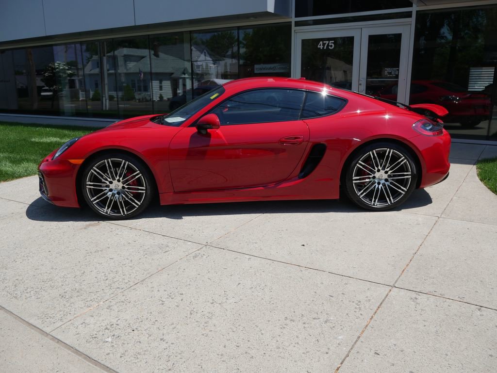 Certified 2016 Porsche Cayman GTS RWD image 2