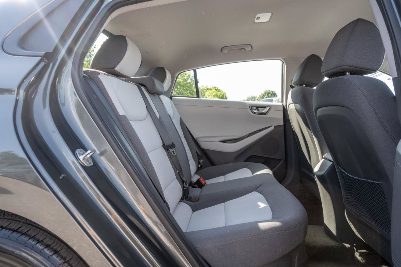 Used 2020 Hyundai Ioniq Blue FWD image 25
