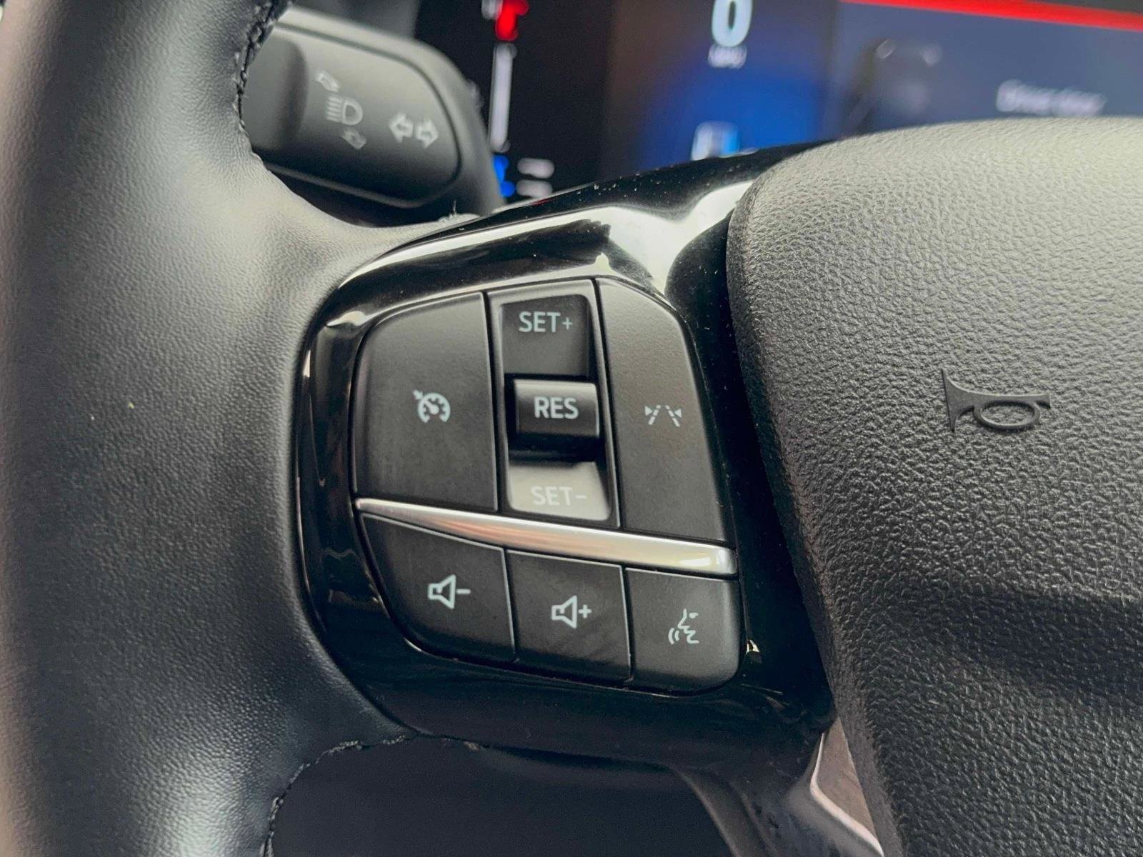 Used 2024 Ford Escape Active AWD/4WD image 15