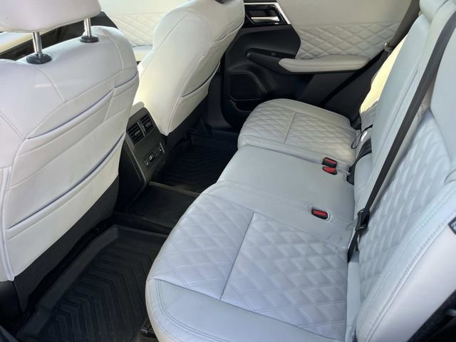 Used 2024 Mitsubishi Outlander SEL AWD/4WD image 20