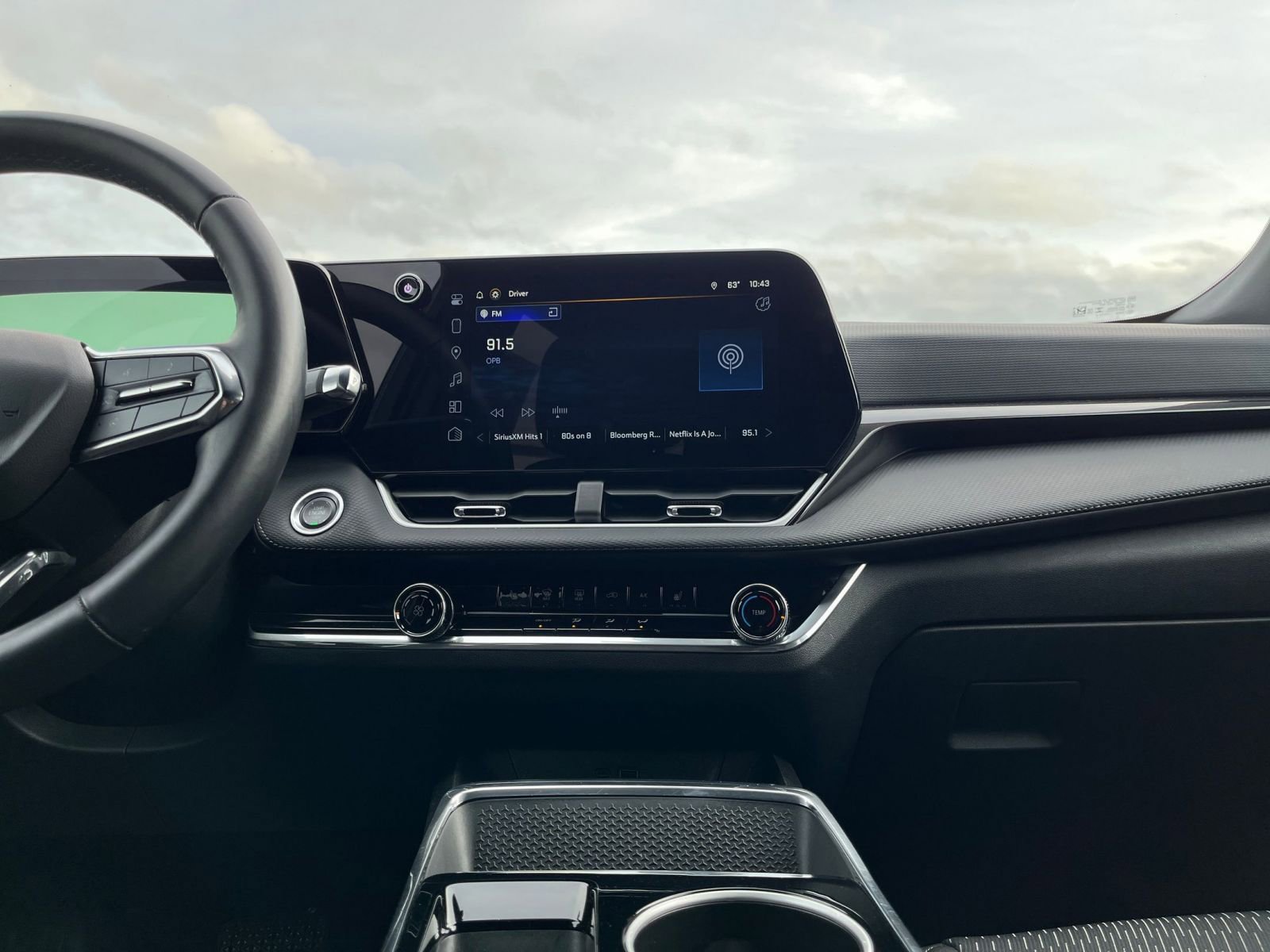 Used 2025 Chevrolet Equinox LT image 21