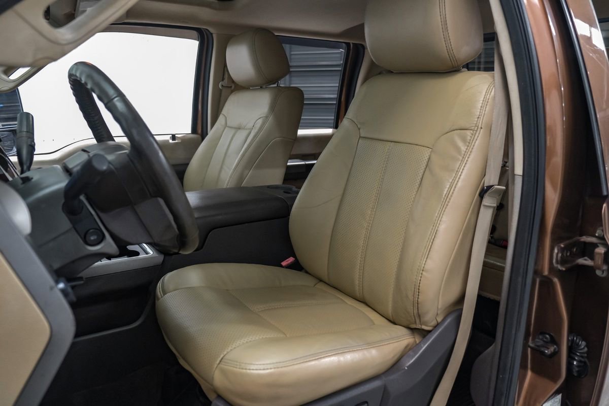 Used 2012 Ford F250 Lariat w/ Lariat Ultimate Pkg AWD/4WD image 28