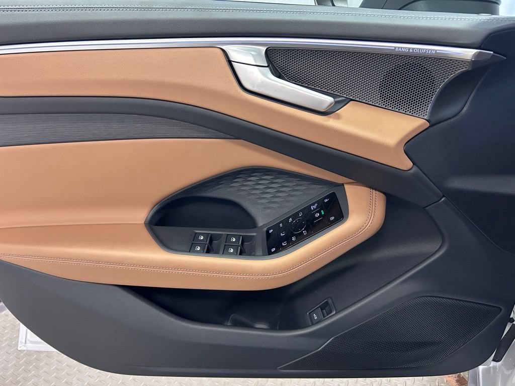 New 2026 Audi A6 Premium Plus AWD/4WD image 4