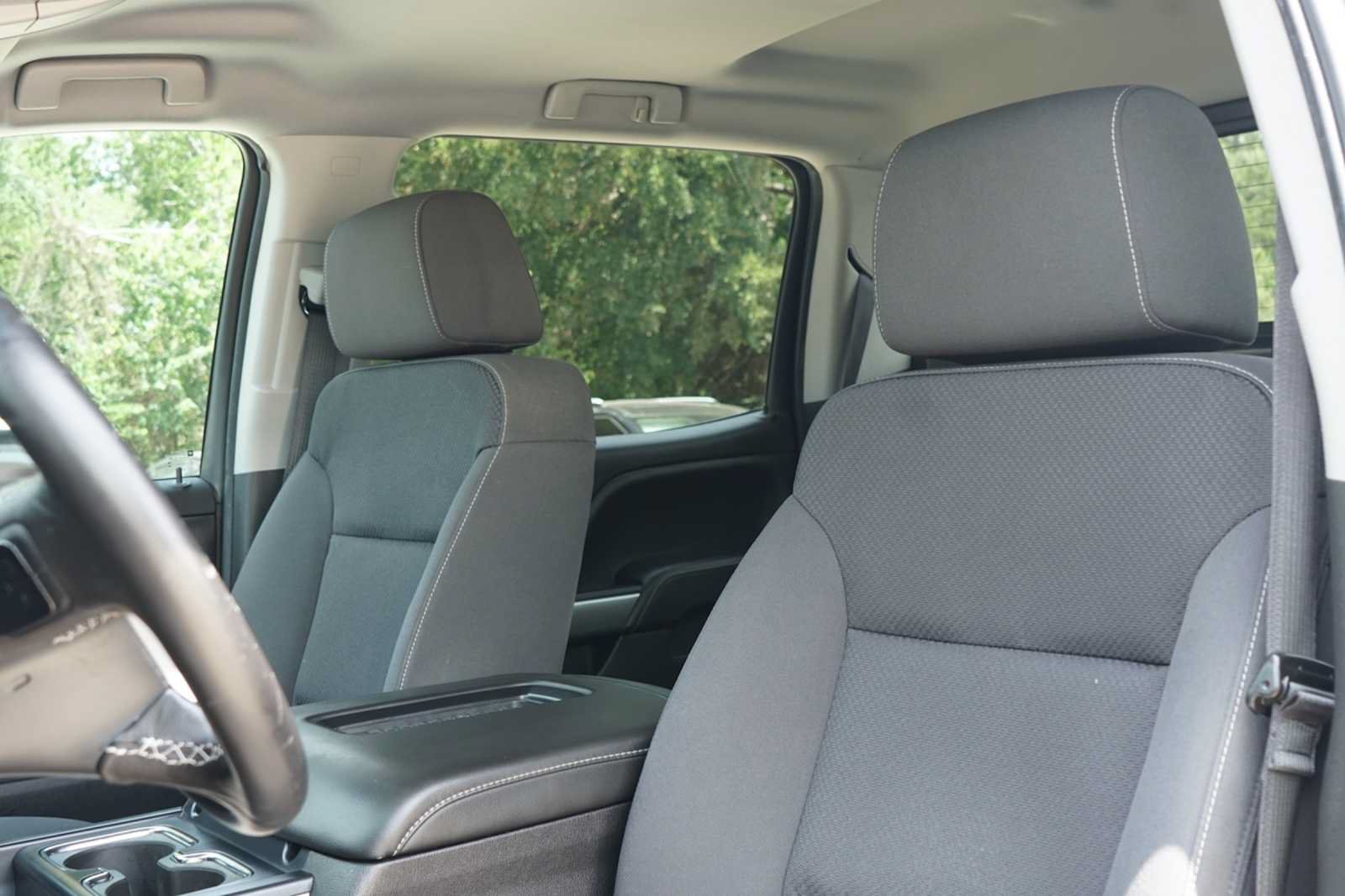 Used 2018 Chevrolet Silverado 1500 LT w/ Texas Edition RWD image 10