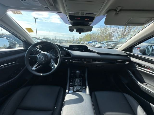 Used 2025 MAZDA MAZDA3 s image 2