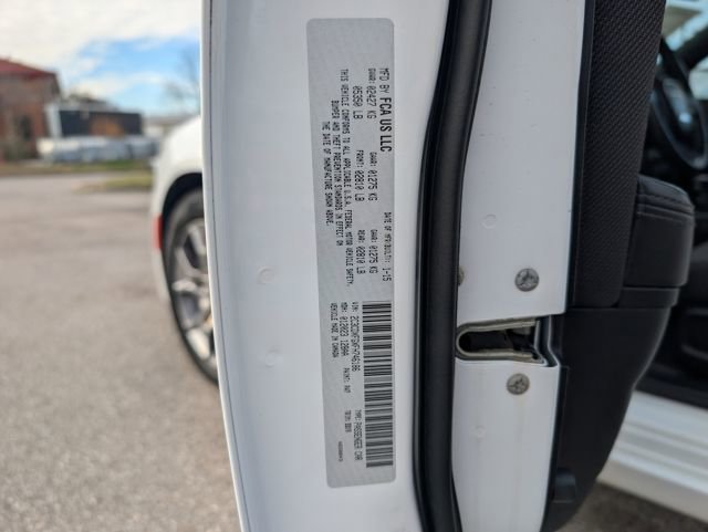 Used 2015 Dodge Charger SE w/ Power Sunroof Group image 28