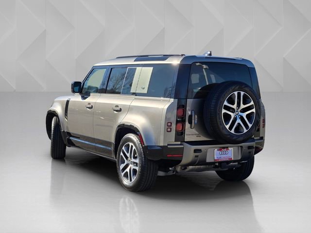 Used 2023 Land Rover Defender 110 X-Dynamic SE image 4