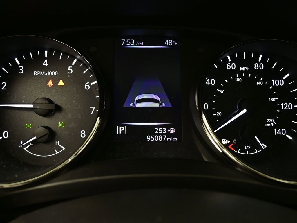 Used 2018 Nissan Rogue Sport SL w/ SL Premium Package image 7