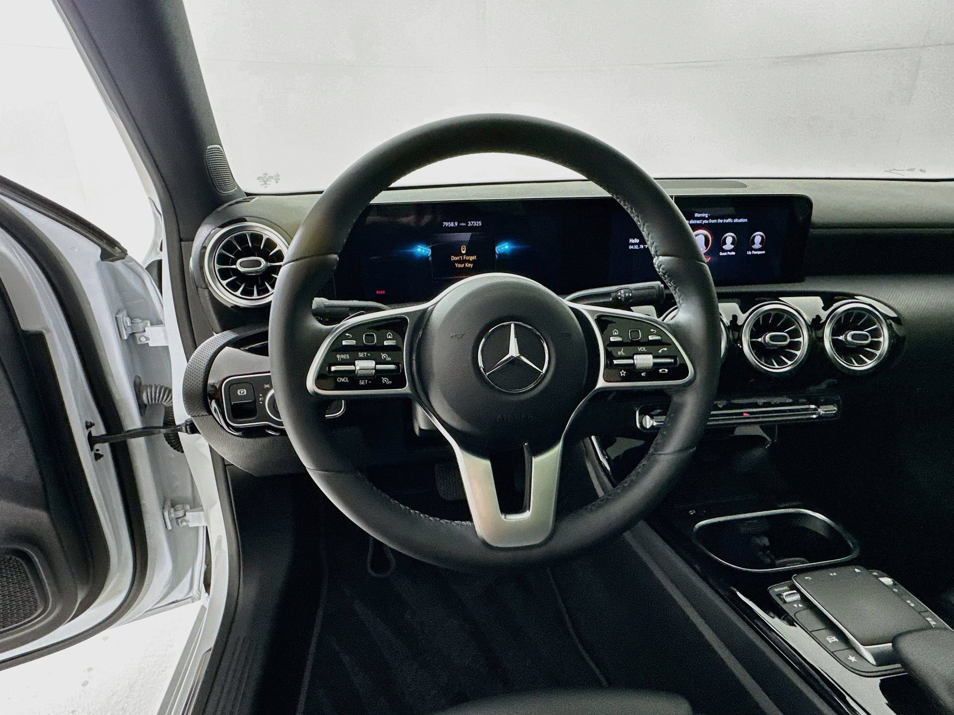 Used 2021 Mercedes-Benz A 220 4MATIC image 12
