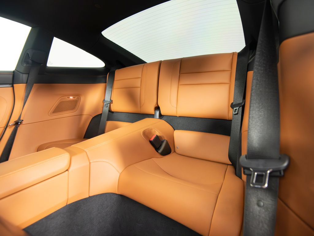 Certified 2025 Porsche 911 Carrera RWD image 41