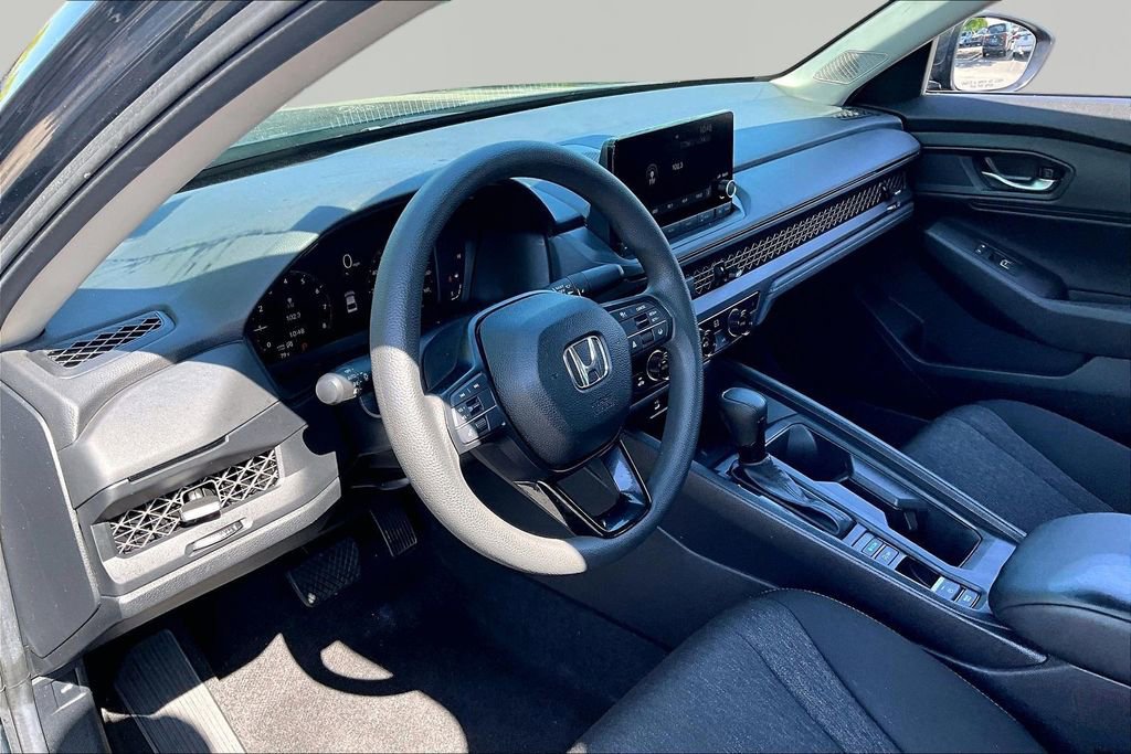 Used 2024 Honda Accord EX image 12