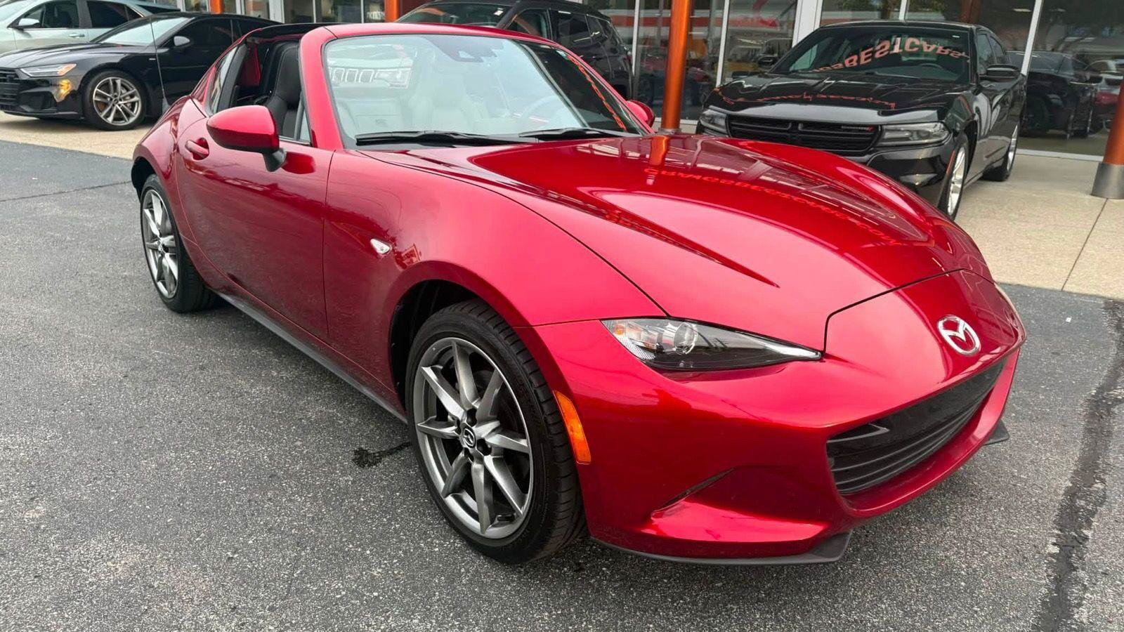 Used 2022 MAZDA MX-5 Miata RF Grand Touring RWD image 25