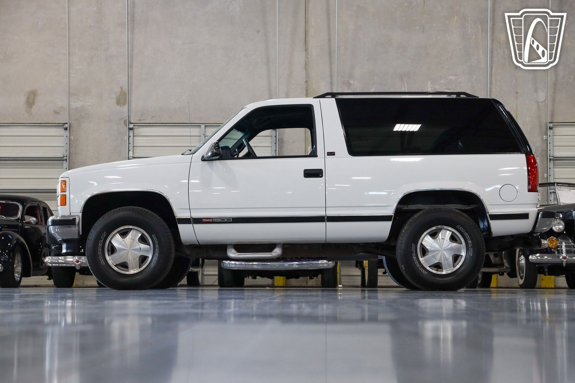 Used 1995 GMC Yukon 4WD 2-Door image 14
