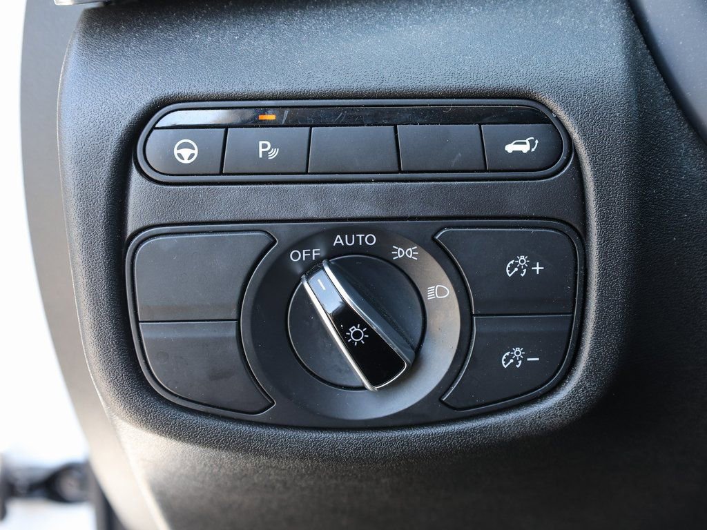 Certified 2025 INFINITI QX50 Pure AWD/4WD image 32