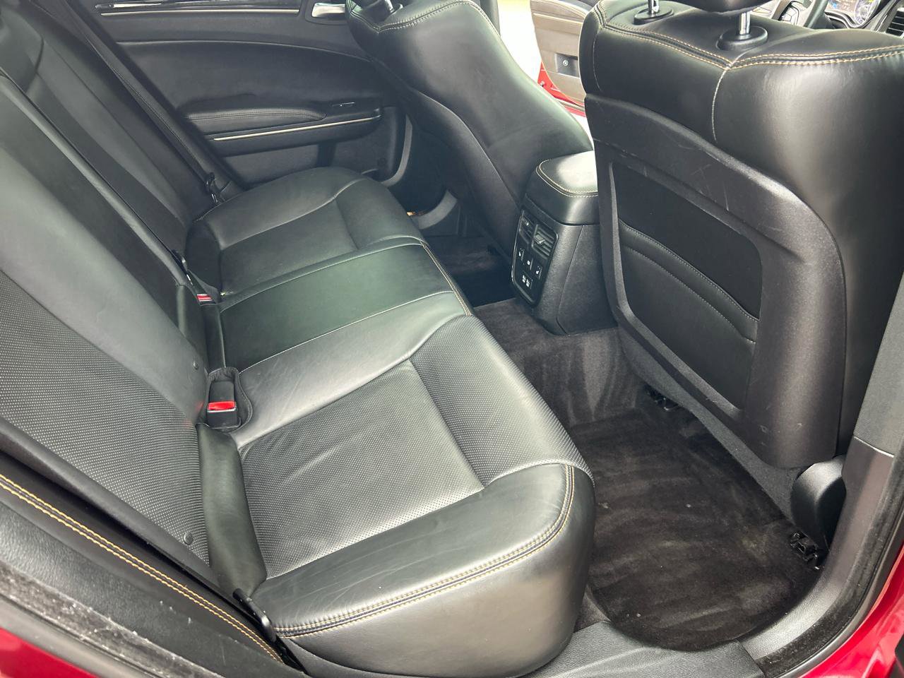 Used 2018 Chrysler 300 S w/ 300S Premium Group AWD/4WD image 22
