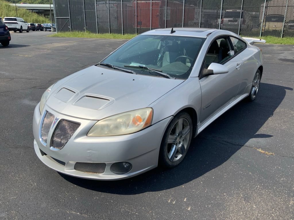 Used 2009 Pontiac G6 GXP w/ Sun And Sound Package FWD image 6