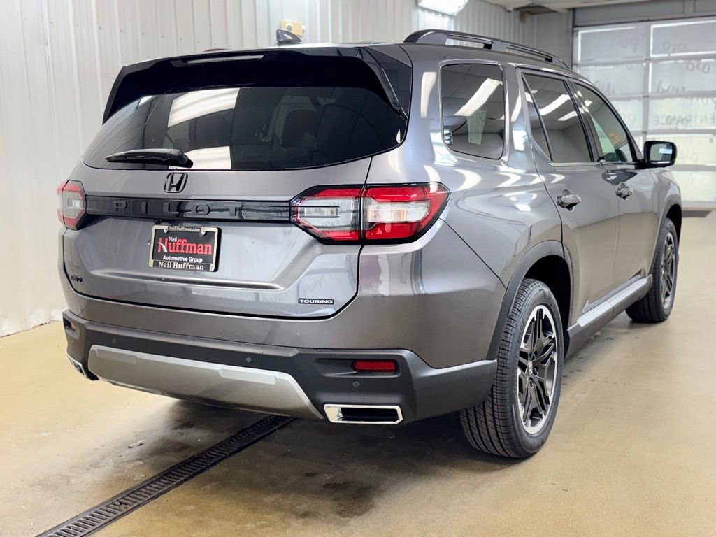 New 2026 Honda Pilot Touring image 5