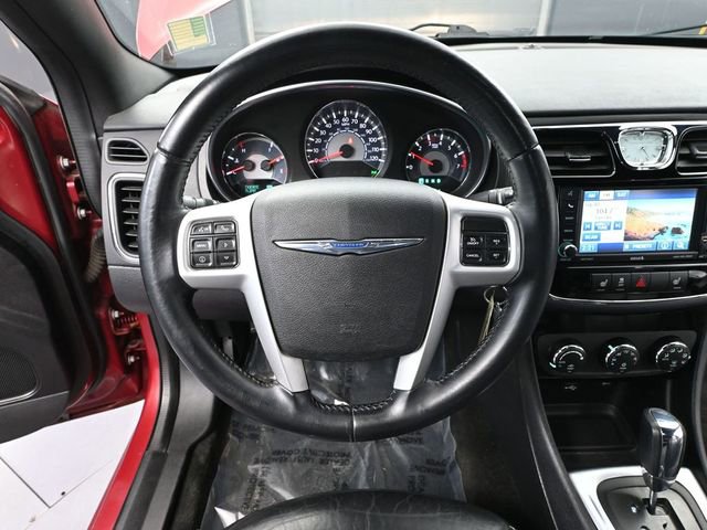 Used 2012 Chrysler 200 Limited FWD image 23