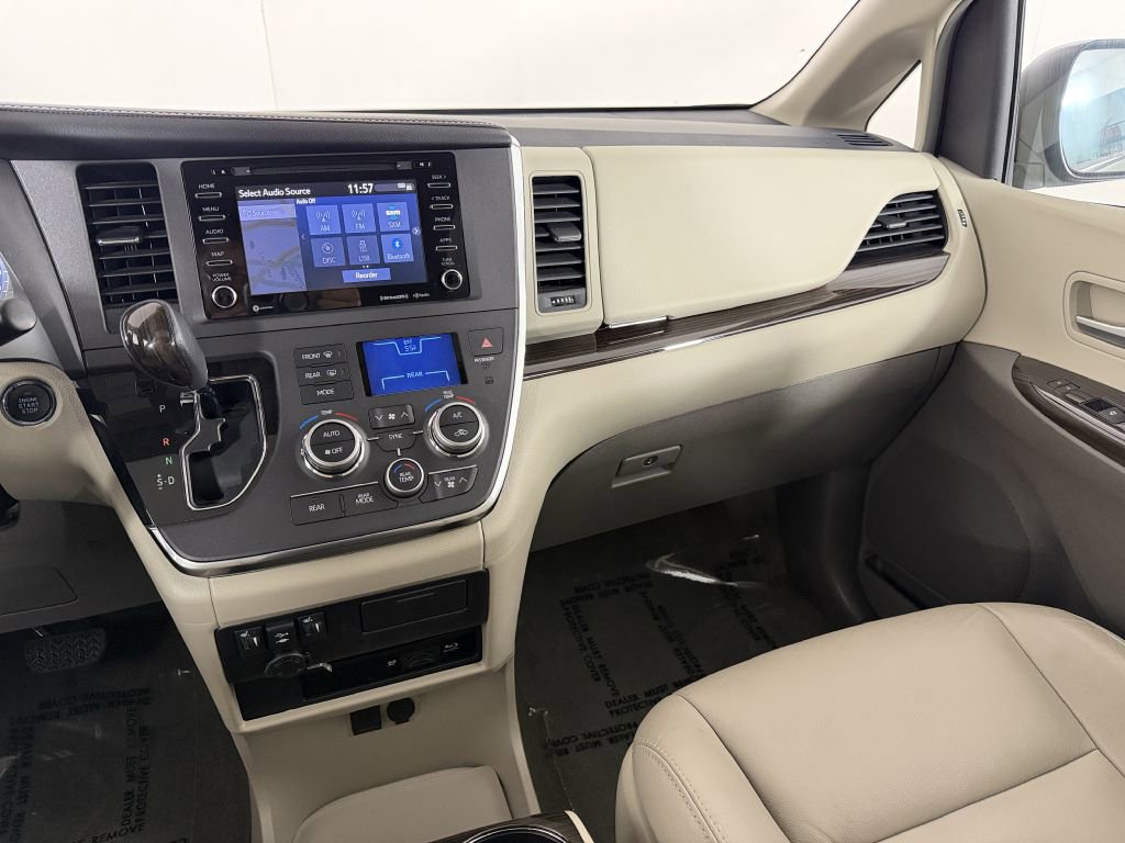 Used 2018 Toyota Sienna XLE Premium w/ Protection Package AWD/4WD image 16