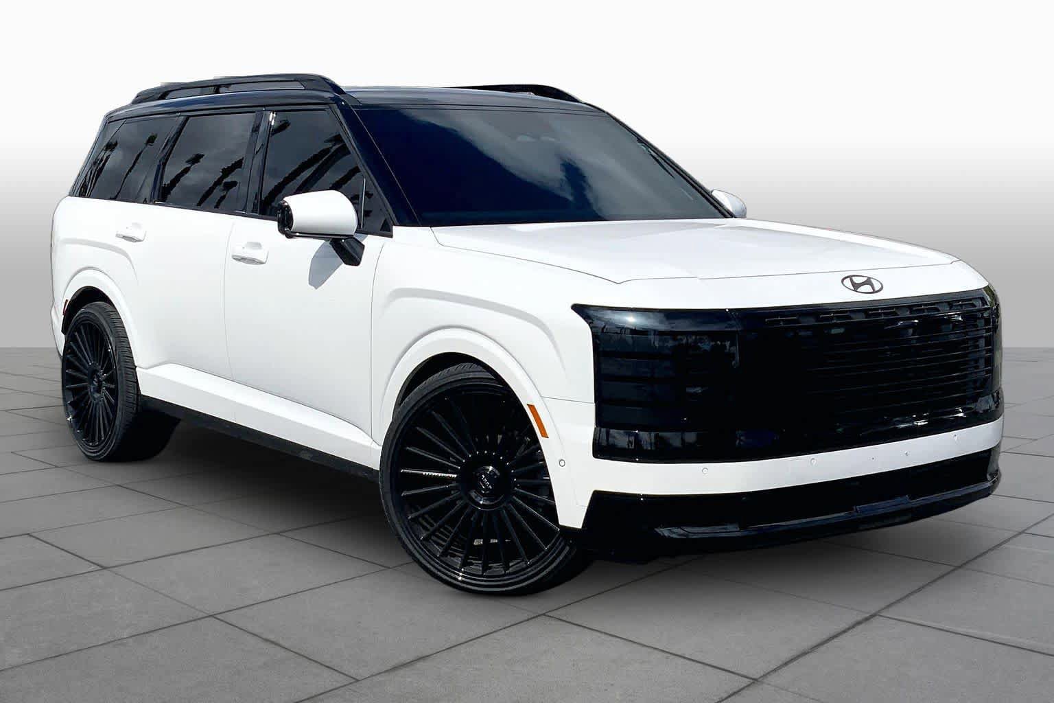Used 2026 Hyundai Palisade Calligraphy AWD/4WD image 2