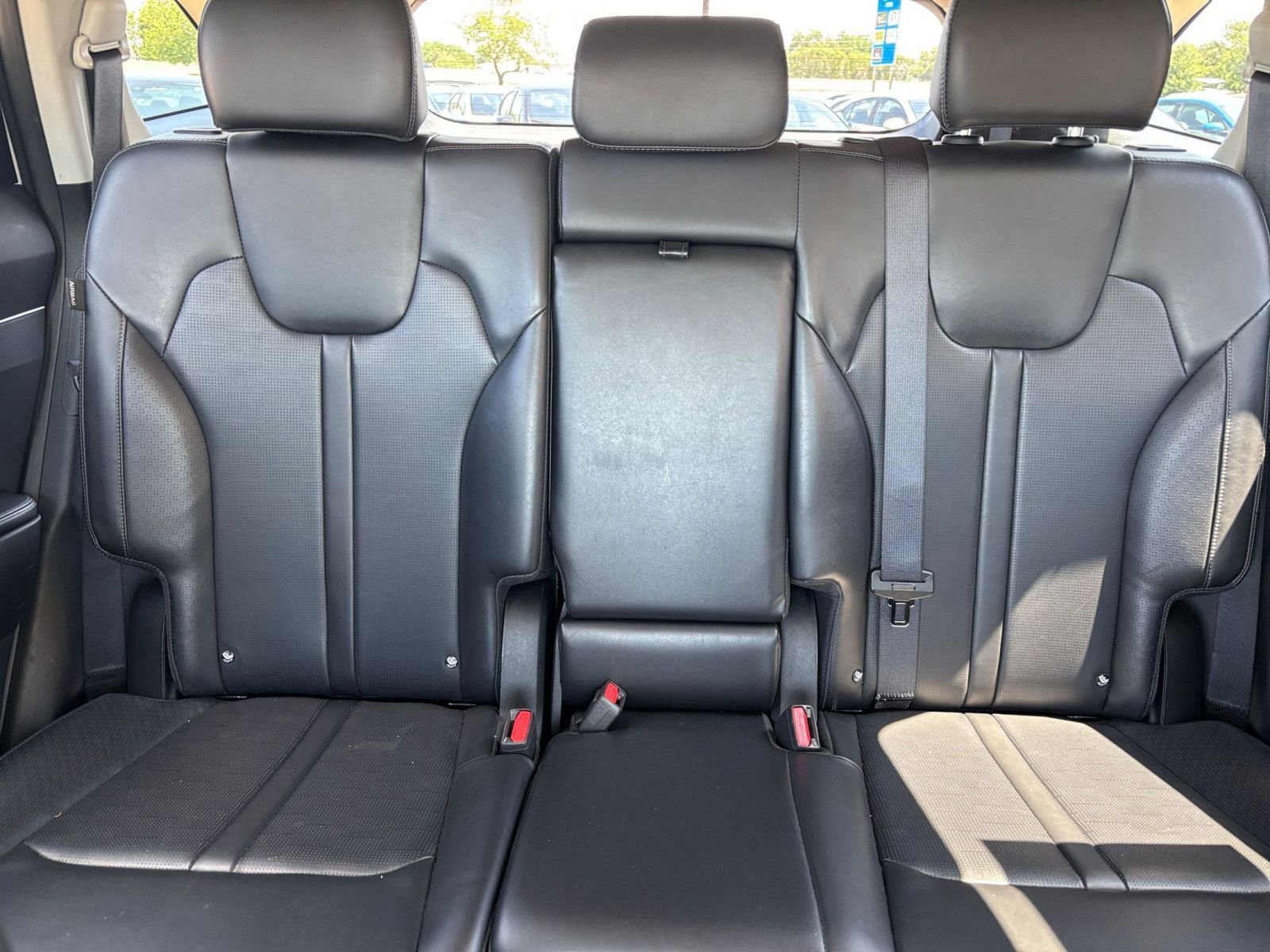 Used 2024 Kia Sorento S FWD image 41