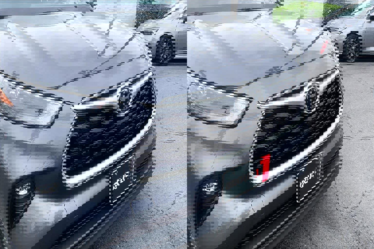 Used 2023 Toyota Highlander XLE image 29