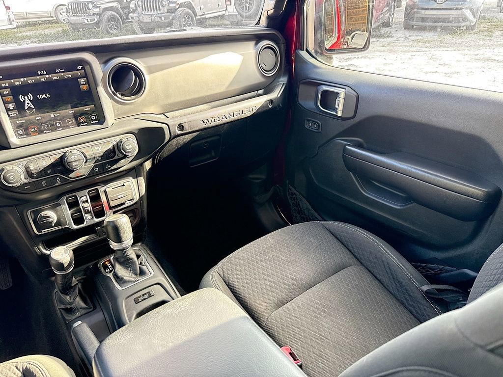 Used 2021 Jeep Wrangler Unlimited Sport image 26