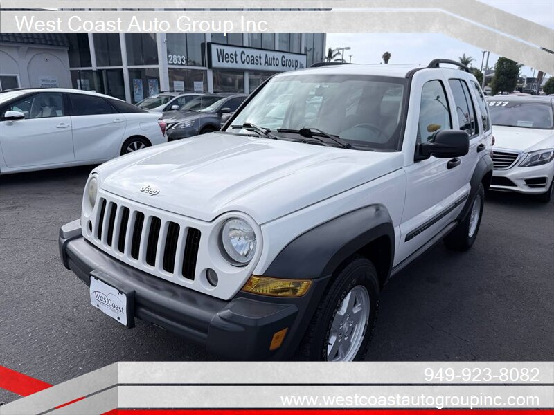 Used 2007 Jeep Liberty Sport RWD image 2
