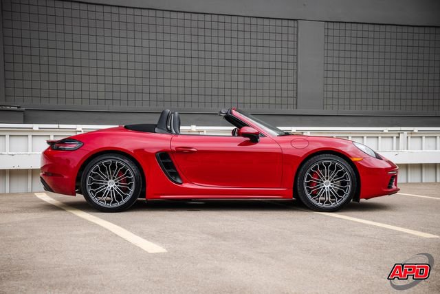 Used 2017 Porsche 718 Boxster S RWD image 11