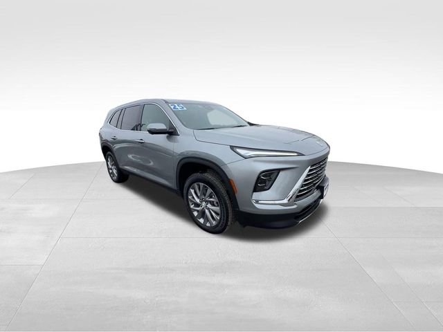 Used 2025 Buick Enclave Preferred image 2