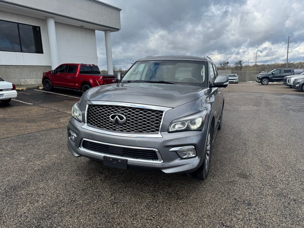 Used 2016 INFINITI QX80 4WD w/ Driver's Assistance Package image 3