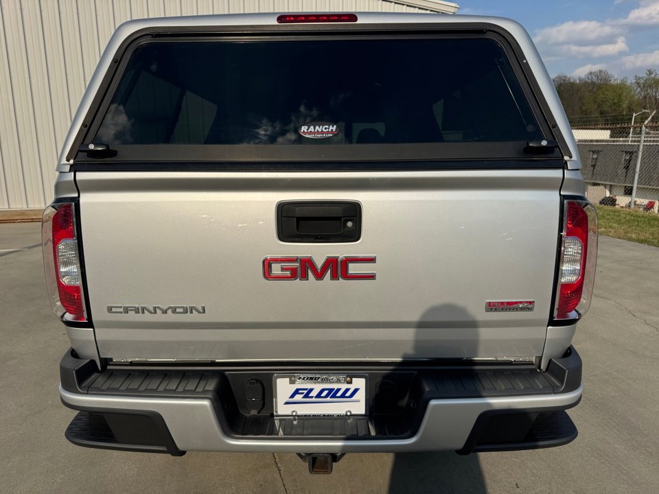 Used 2016 GMC Canyon SLE w/ All Terrain Package image 18