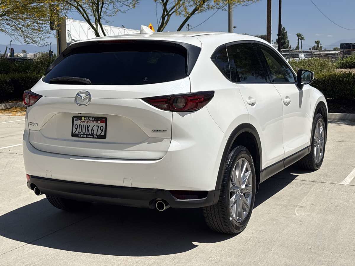 Used 2019 MAZDA CX-5 Grand Touring w/ GT Premium Package FWD image 3