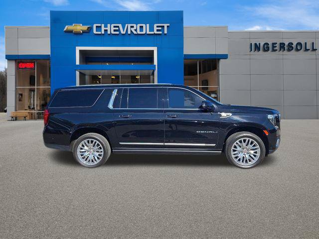 Used 2024 GMC Yukon XL Denali w/ Advanced Technology Package AWD/4WD image 40